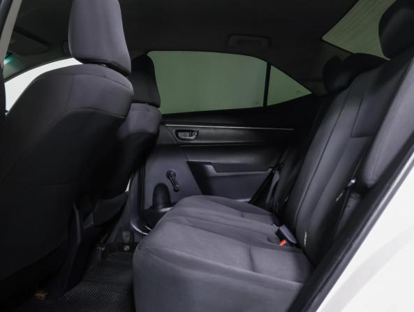 Toyota Corolla XI (E160 E170 E180) Рестайлинг 1 с пробегом 2017 года, цена 1 250 000 рублей, 196800 км, седан, Автокод Объявления