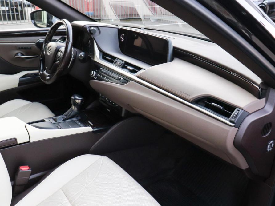 Lexus ES VII Химки  - изображение 8
