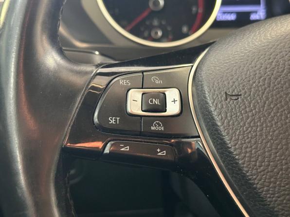 Volkswagen Tiguan II с пробегом 2017 года, цена 1 775 000 рублей, 233564 км, внедорожник, Автокод Объявления