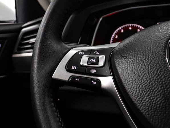 Volkswagen Jetta VII с пробегом 2018 года, цена 1 399 000 рублей, 183214 км, седан, Автокод Объявления