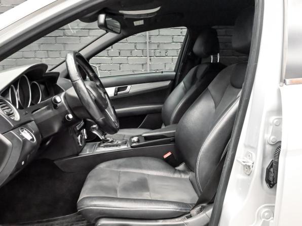 Mercedes-Benz C-Класс III (W204) Рестайлинг с пробегом 2013 года, цена 1 450 000 рублей, 261810 км, седан, Автокод Объявления