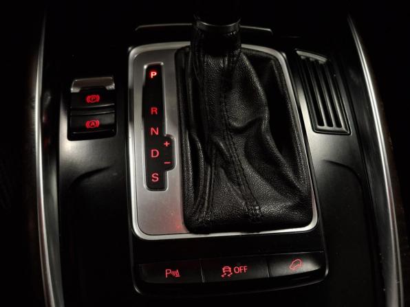 Audi Q5 I (8R) с пробегом 2011 года, цена 1 299 000 рублей, 191173 км, внедорожник, Автокод Объявления