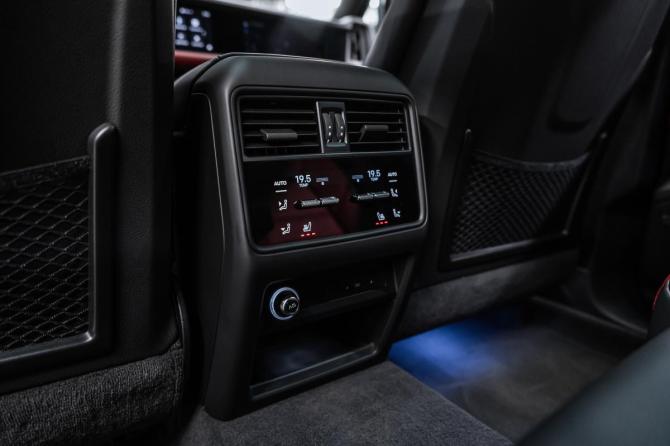 Новый Porsche Cayenne III Рестайлинг 2025 года, цена 22 750 000 рублей, внедорожник, Автокод Объявления