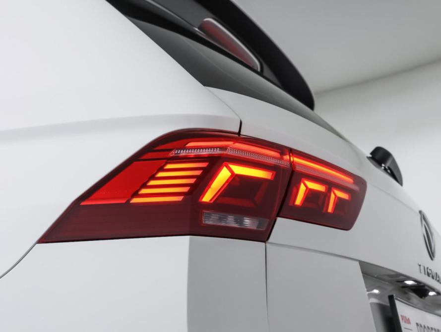 Volkswagen Tiguan II Рестайлинг Москва  - изображение 24