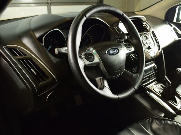 Ford Focus III с пробегом 2013 года, цена 560 995 рублей, 212028 км, седан, Автокод Объявления