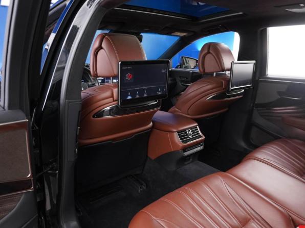 Lexus LS V с пробегом 2018 года, цена 3 900 055 рублей, 193769 км, седан, Автокод Объявления