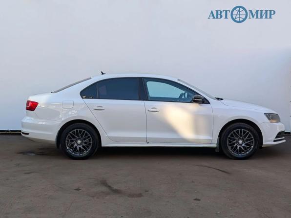 Volkswagen Jetta VI Рестайлинг с пробегом 2015 года, цена 755 000 рублей, 235000 км, седан, Автокод Объявления