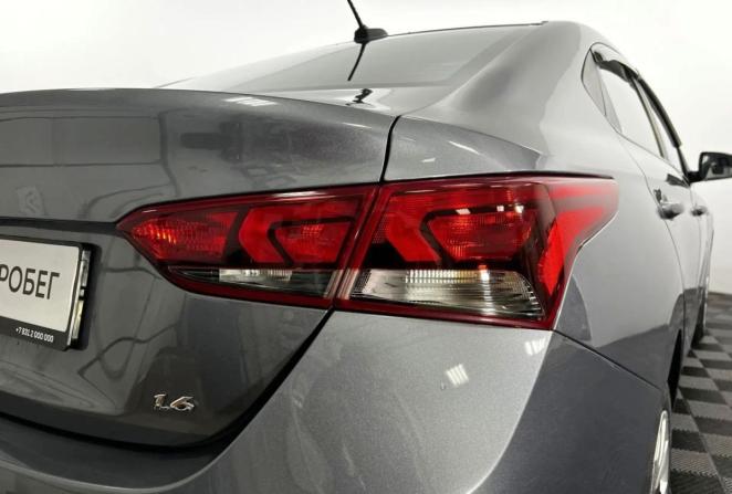Hyundai Solaris II с пробегом 2018 года, цена 1 470 000 рублей, 94320 км, седан, Автокод Объявления