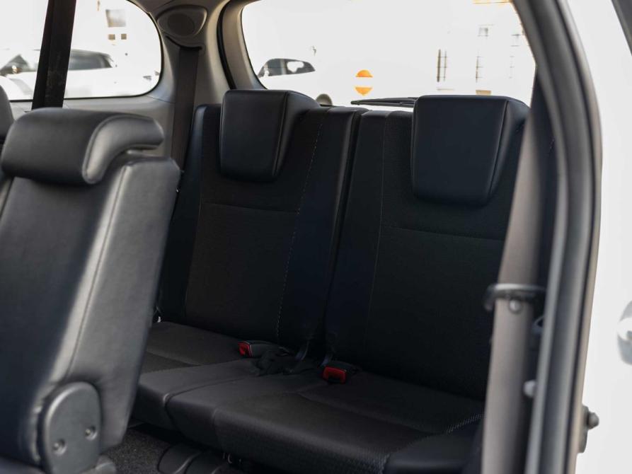 Toyota Wish II Рестайлинг Новосибирск  - изображение 18