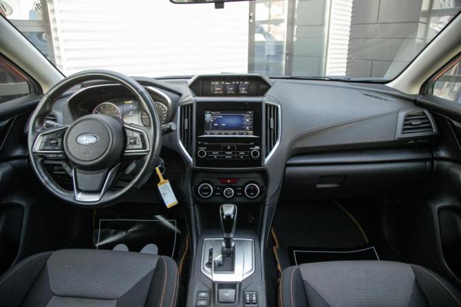 Subaru XV I Рестайлинг с пробегом 2017 года, цена 1 825 000 рублей, 143000 км, внедорожник, Автокод Объявления