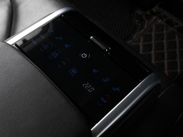 Toyota Camry VIII (XV70) с пробегом 2018 года, цена 2 989 000 рублей, 77073 км, седан, Автокод Объявления