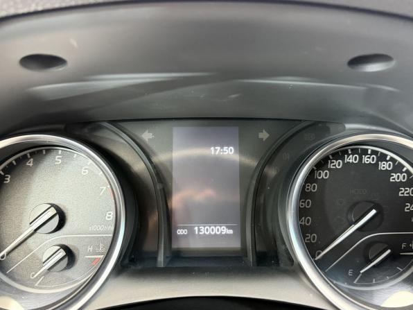 Toyota Camry VIII (XV70) Рестайлинг с пробегом 2021 года, цена 2 325 000 рублей, 130009 км, седан, Автокод Объявления