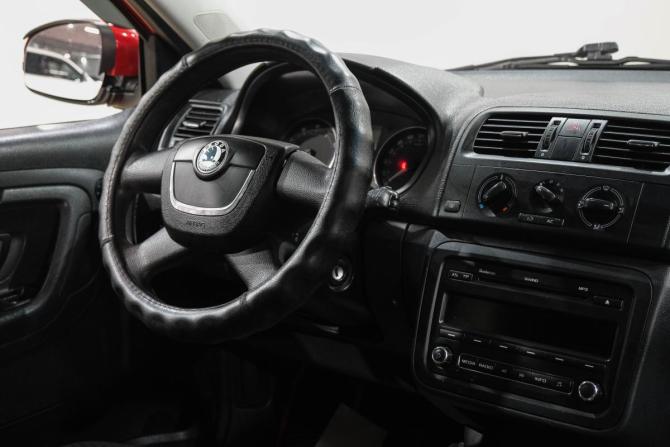 Skoda Fabia II Рестайлинг с пробегом 2013 года, цена 479 000 рублей, 190000 км, универсал, Автокод Объявления