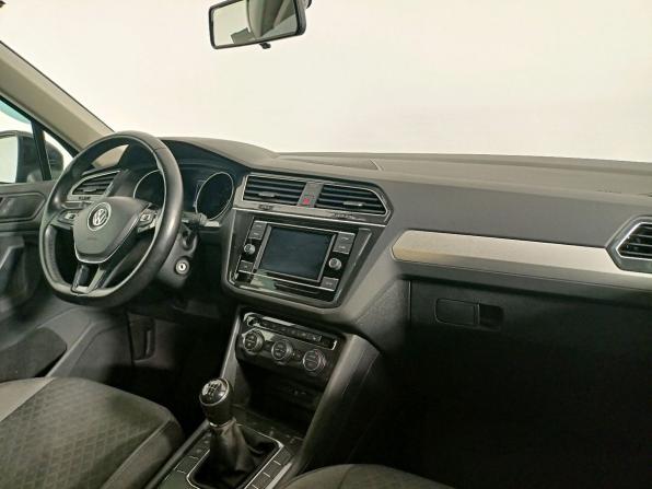 Volkswagen Tiguan II с пробегом 2019 года, цена 2 249 000 рублей, 61000 км, внедорожник, Автокод Объявления