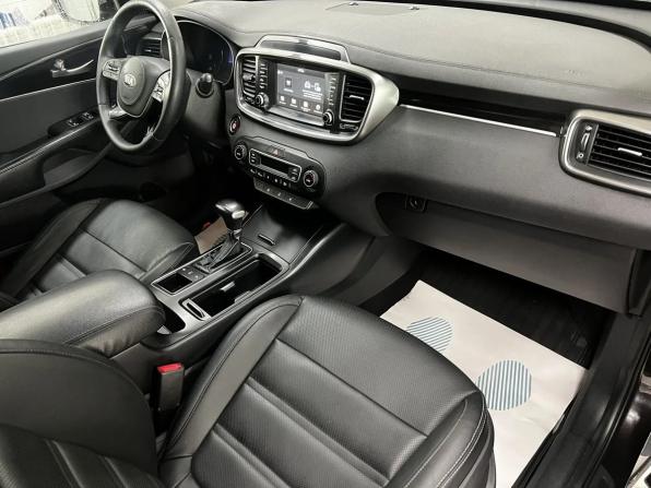 Kia Sorento III Prime Рестайлинг с пробегом 2018 года, цена 2 680 000 рублей, 178256 км, внедорожник, Автокод Объявления
