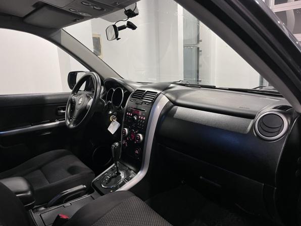 Suzuki Grand Vitara II Рестайлинг с пробегом 2010 года, цена 1 100 000 рублей, 198025 км, внедорожник, Автокод Объявления