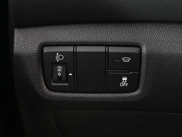 Hyundai Creta I с пробегом 2019 года, цена 1 945 000 рублей, 126680 км, внедорожник, Автокод Объявления