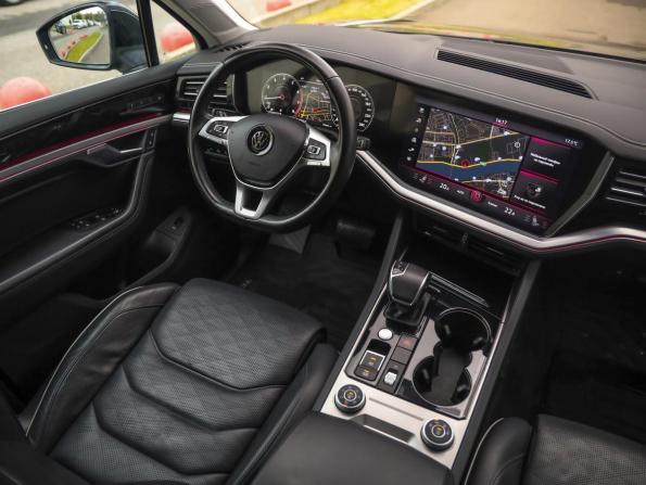 Volkswagen Touareg III с пробегом 2019 года, цена 4 099 000 рублей, 149661 км, внедорожник, Автокод Объявления