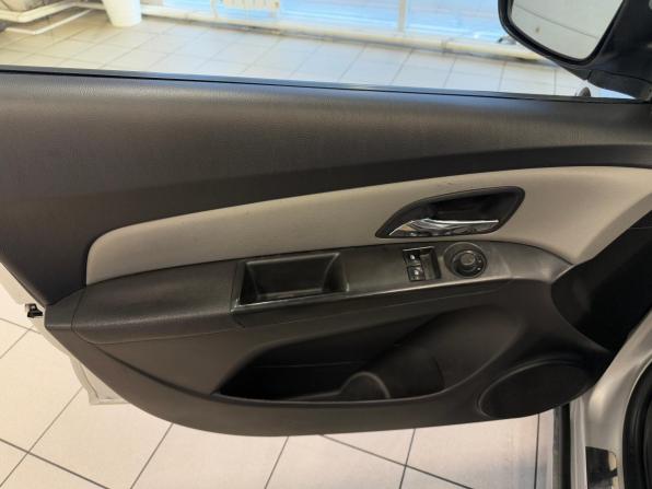 Chevrolet Cruze I с пробегом 2012 года, цена 670 000 рублей, 224000 км, хэтчбек, Автокод Объявления