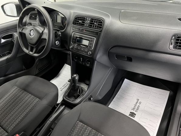 Volkswagen Polo V Рестайлинг с пробегом 2018 года, цена 1 045 000 рублей, 149349 км, седан, Автокод Объявления
