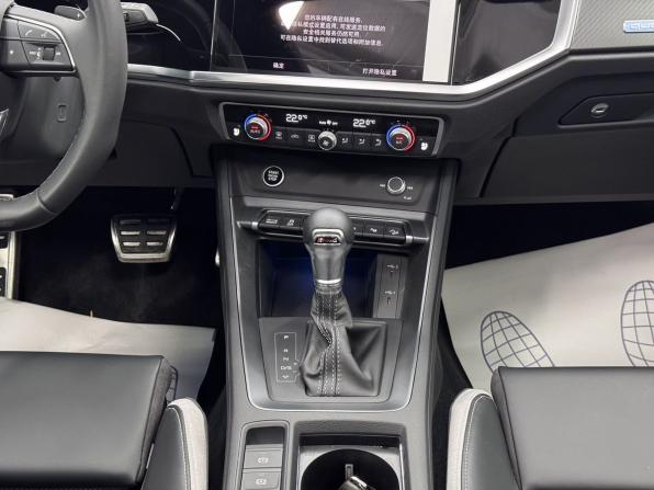 Audi Q3 II (F3) с пробегом 2025 года, цена 4 910 000 рублей, 40 км, внедорожник, Автокод Объявления