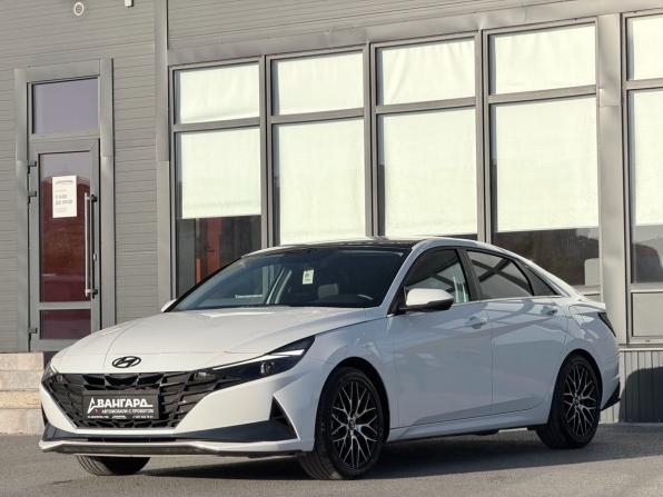 Hyundai Elantra VII (CN7) с пробегом 2023 года, цена 2 150 000 рублей, 47493 км, седан, Автокод Объявления