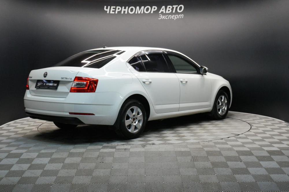 Skoda Octavia III (A7) Рестайлинг Крым  - изображение 5