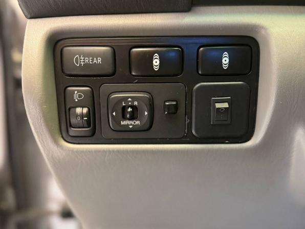 Toyota Land Cruiser 100 Series Рестайлинг 1 с пробегом 2004 года, цена 1 510 500 рублей, 857107 км, внедорожник, Автокод Объявления