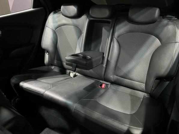 Hyundai ix35 I Рестайлинг с пробегом 2014 года, цена 1 390 000 рублей, 120420 км, внедорожник, Автокод Объявления