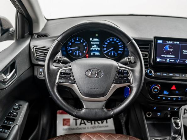 Hyundai Solaris II Рестайлинг с пробегом 2022 года, цена 1 590 000 рублей, 61323 км, седан, Автокод Объявления