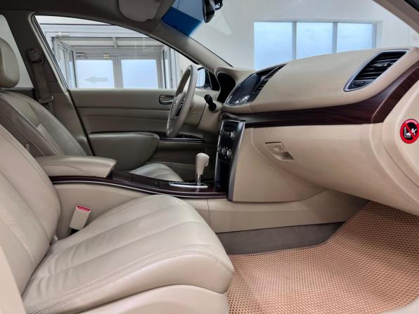Nissan Teana II Рестайлинг с пробегом 2012 года, цена 1 050 000 рублей, 213713 км, седан, Автокод Объявления