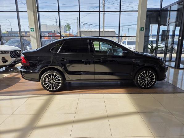 Volkswagen Polo V Рестайлинг с пробегом 2016 года, цена 1 199 000 рублей, 114892 км, седан, Автокод Объявления