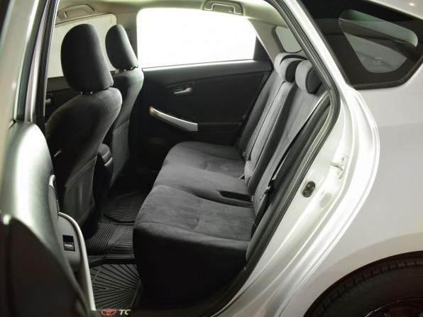 Toyota Prius III Рестайлинг (XW30) с пробегом 2012 года, цена 999 995 рублей, 188736 км, лифтбек, Автокод Объявления