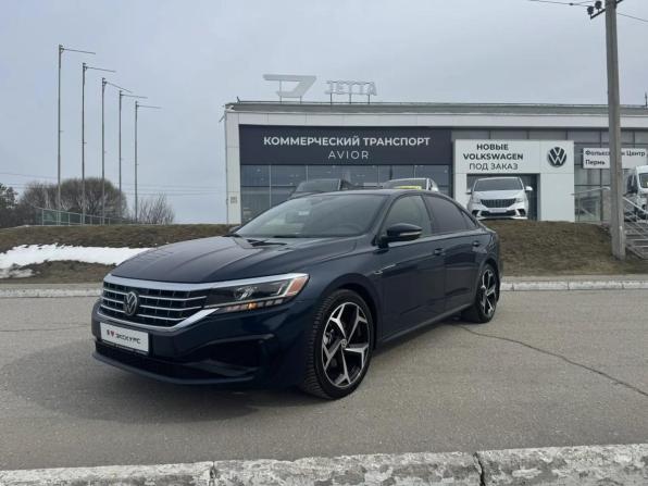 Volkswagen Passat B8 Рестайлинг с пробегом 2021 года, цена 2 600 000 рублей, 68500 км, седан, Автокод Объявления