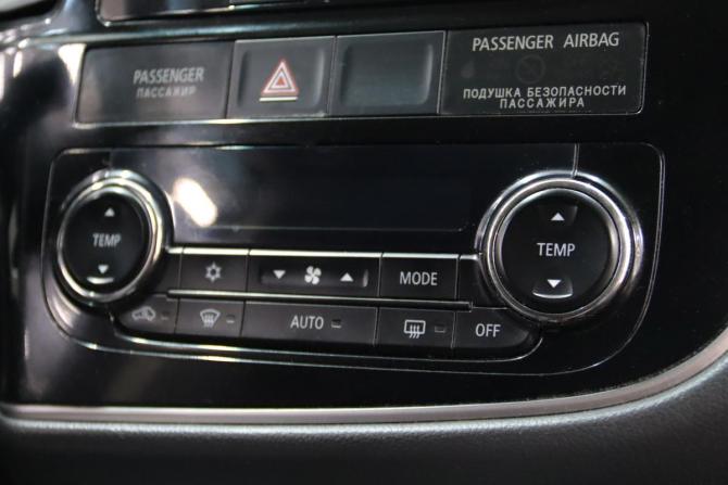 Mitsubishi Outlander III с пробегом 2012 года, цена 1 485 950 рублей, 204212 км, внедорожник, Автокод Объявления