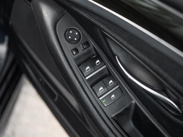 BMW 5 серии VI (F10/F11/F07) с пробегом 2012 года, цена 1 825 000 рублей, 171684 км, универсал, Автокод Объявления