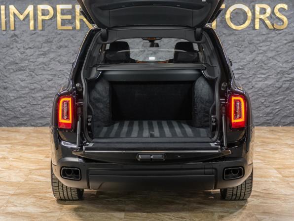 Rolls-Royce Cullinan I с пробегом 2022 года, цена 38 990 000 рублей, 21000 км, внедорожник, Автокод Объявления