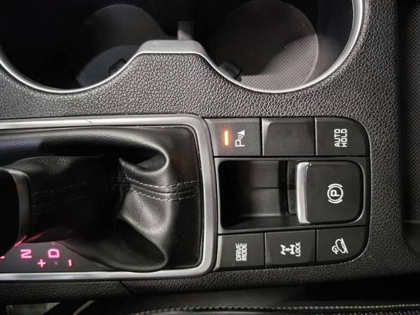 Kia Sportage IV Рестайлинг с пробегом 2021 года, цена 2 900 000 рублей, 127141 км, внедорожник, Автокод Объявления