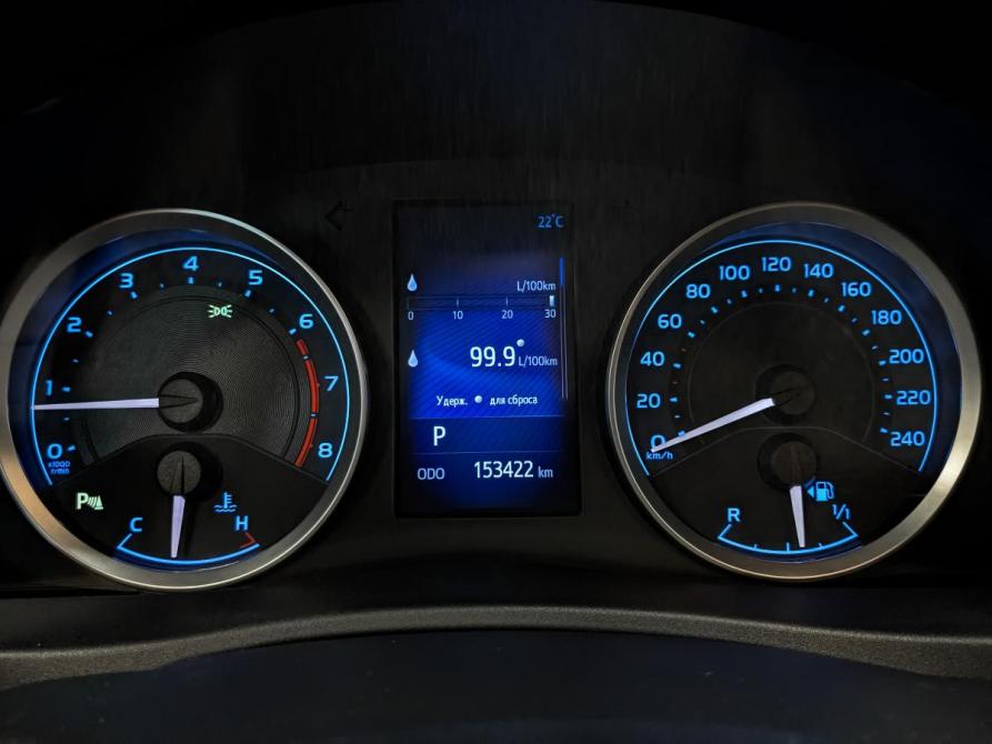 Toyota Corolla XI (E160 E170 E180) Рестайлинг 1 Москва  - изображение 16
