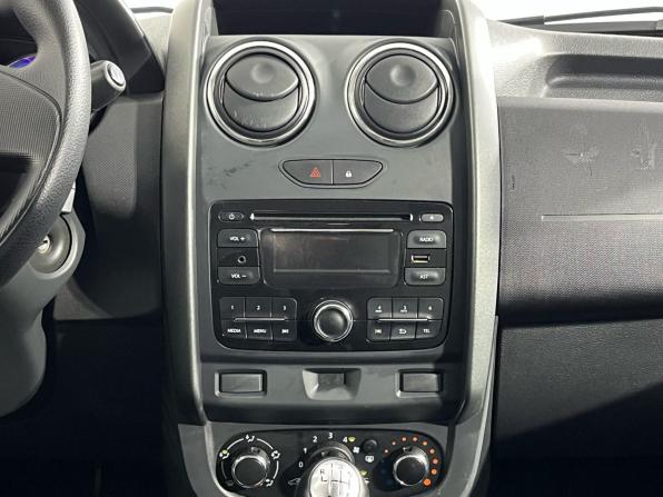 Renault Duster I Рестайлинг с пробегом 2015 года, цена 942 000 рублей, 130388 км, внедорожник, Автокод Объявления