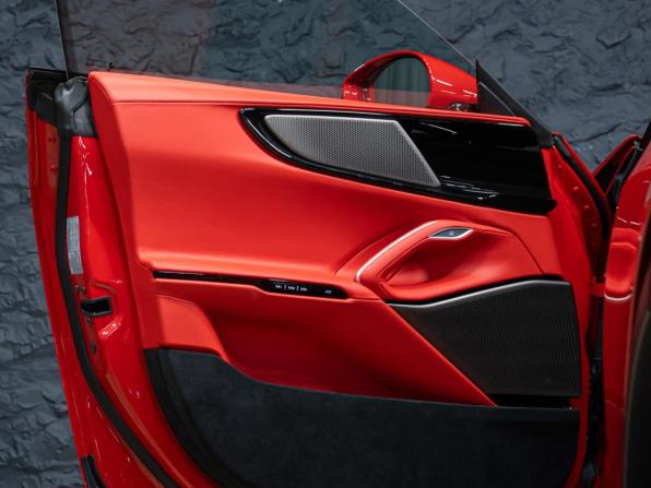 Новый Ferrari Purosangue 2026 года, цена 66 990 000 рублей, внедорожник, Автокод Объявления