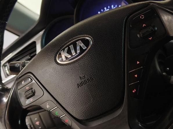 Kia Ceed II Рестайлинг с пробегом 2016 года, цена 861 900 рублей, 191701 км, хэтчбек, Автокод Объявления