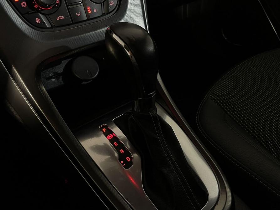Opel Astra J Великий Новгород  - изображение 17