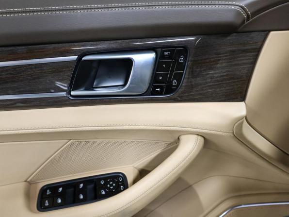 Porsche Panamera II с пробегом 2019 года, цена 7 995 000 рублей, 85449 км, универсал, Автокод Объявления