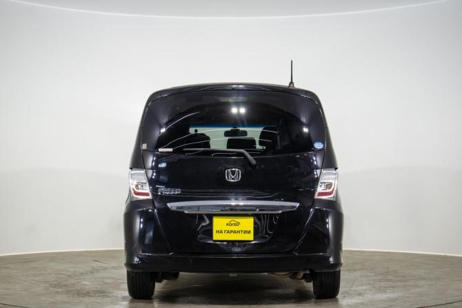 Honda Freed I с пробегом 2013 года, цена 1 229 000 рублей, 176000 км, компактвэн, Автокод Объявления