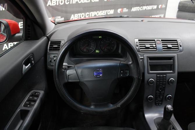 Volvo S40 II Рестайлинг с пробегом 2007 года, цена 388 000 рублей, 200000 км, седан, Автокод Объявления