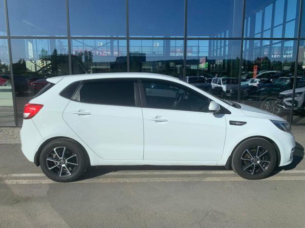 Kia Rio III Рестайлинг с пробегом 2016 года, цена 1 026 000 рублей, 189833 км, хэтчбек, Автокод Объявления