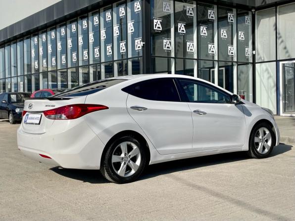 Hyundai Avante V с пробегом 2011 года, цена 1 050 000 рублей, 148000 км, седан, Автокод Объявления