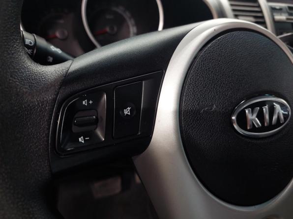 Kia Venga I с пробегом 2011 года, цена 850 000 рублей, 213120 км, минивэн, Автокод Объявления