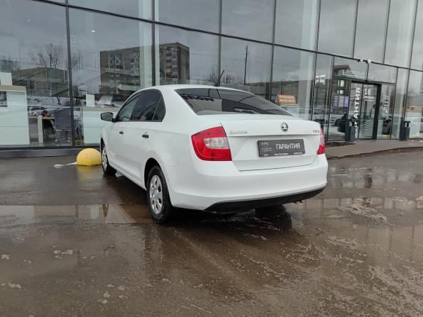 Skoda Rapid I с пробегом 2016 года, цена 640 000 рублей, 166831 км, лифтбек, Автокод Объявления